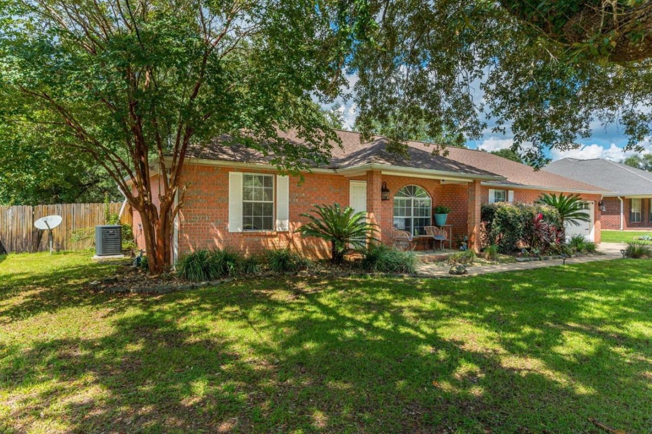 New! Close To Beach, Cozy, New Beds & Family Friendly Navarre Exterior photo