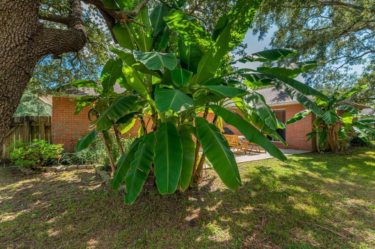 New! Close To Beach, Cozy, New Beds & Family Friendly Navarre Exterior photo